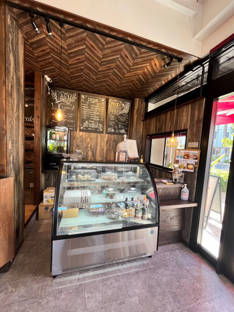カフェドシュシュのお店の内装