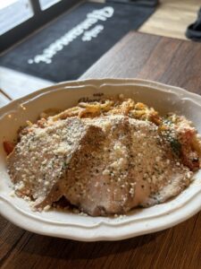 Cafe Hanamoriで食べた自家製ローストポーク具沢山ミートソーススパゲッティ