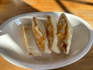 楽楽亭で食べた焼きサンドたまご