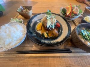 常陸牛ハンバーグ(おろしポン酢)の写真