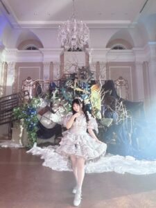 櫻井もも　モブノデレラ　衣装　全身　ノイミ―