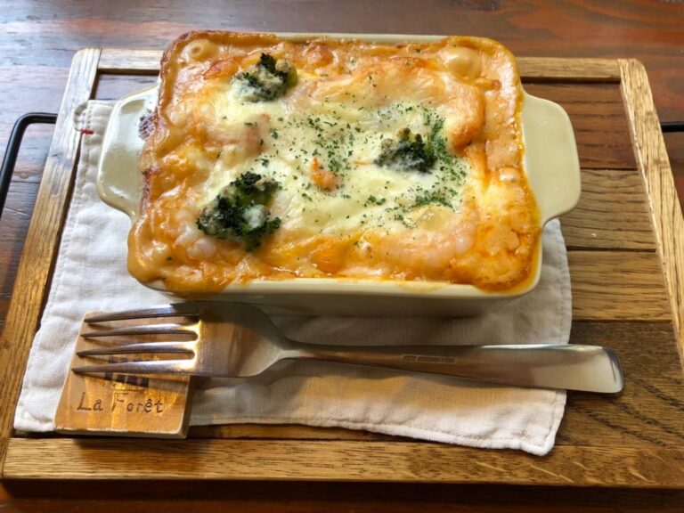 ラ・フォレのエビとカニクリームパスタオーブン焼き